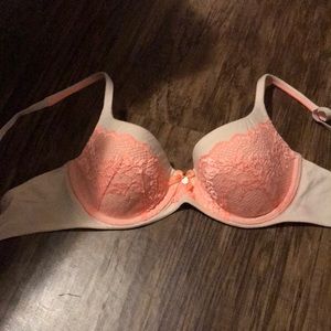 Victoria’s Secret Orange Lace Bra. Size 32D